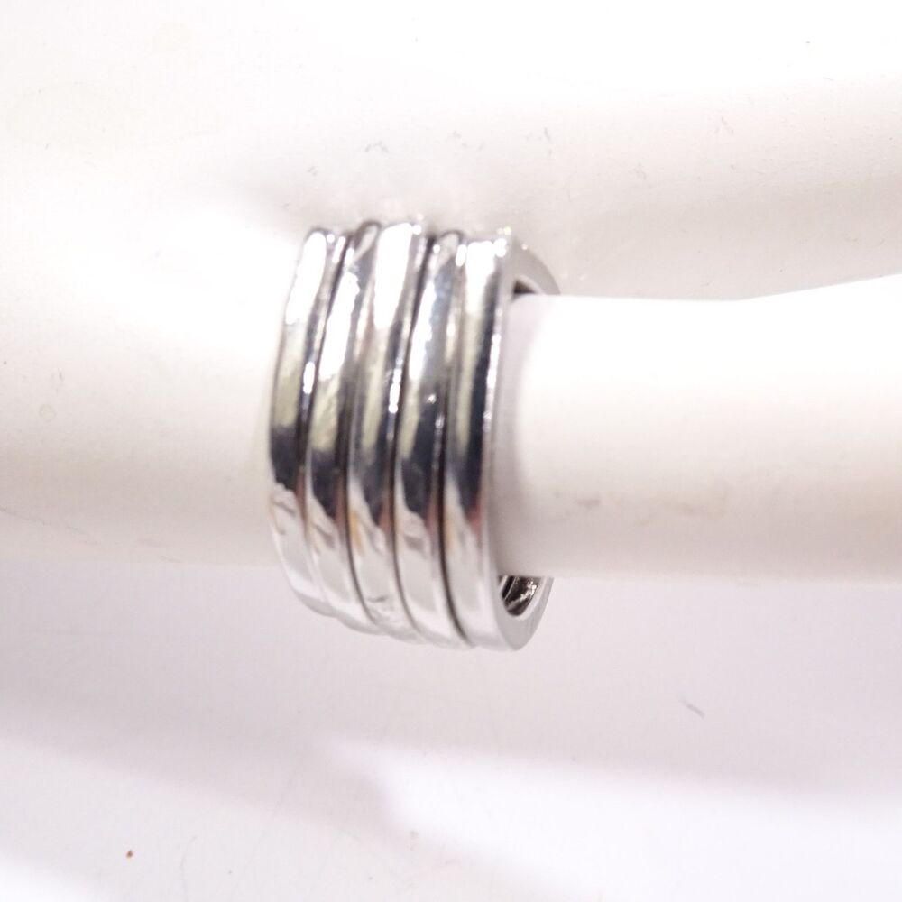Banana Republic Women's Silver Crystal Pave V Stackable Ring Sz 6 NWT 45 - Picture 7 of 13